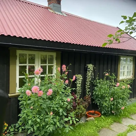 Lite Hus I Hagen بيت للعطل
