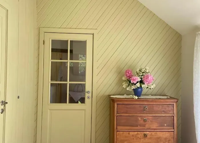 Feriehus Lite Hus I Hagen *