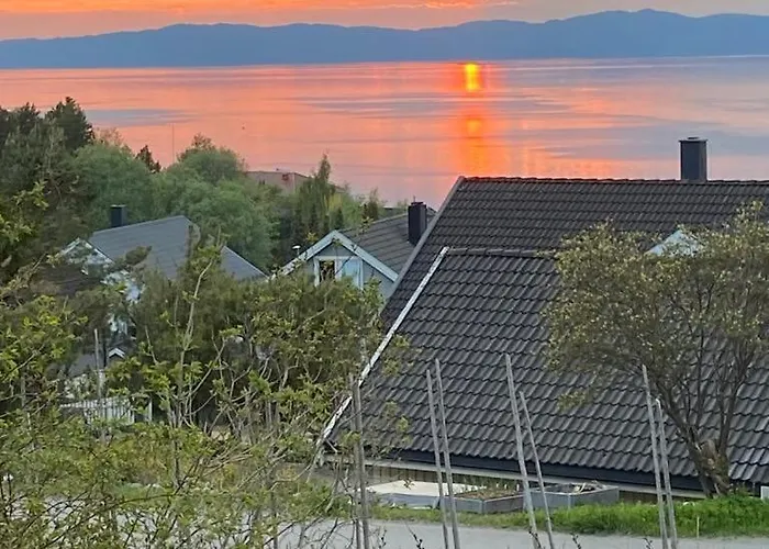 Feriehus Lite Hus I Hagen *